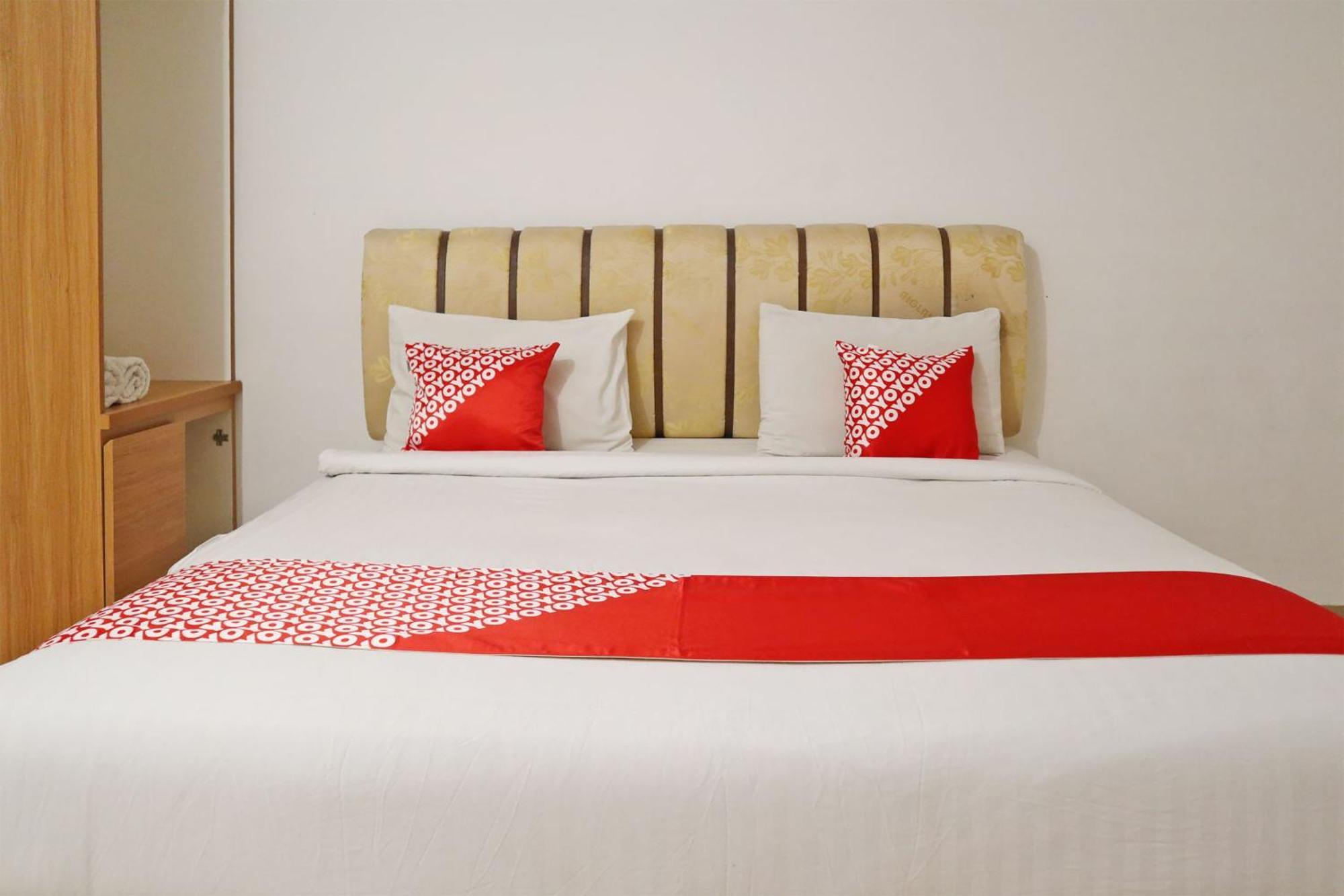 Oyo 1673 M Authentic Kost Man Hotel Padang  Ngoại thất bức ảnh
